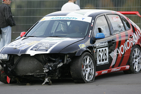 SEAT raceren efter afkørslen ved Fuchrsroehre.